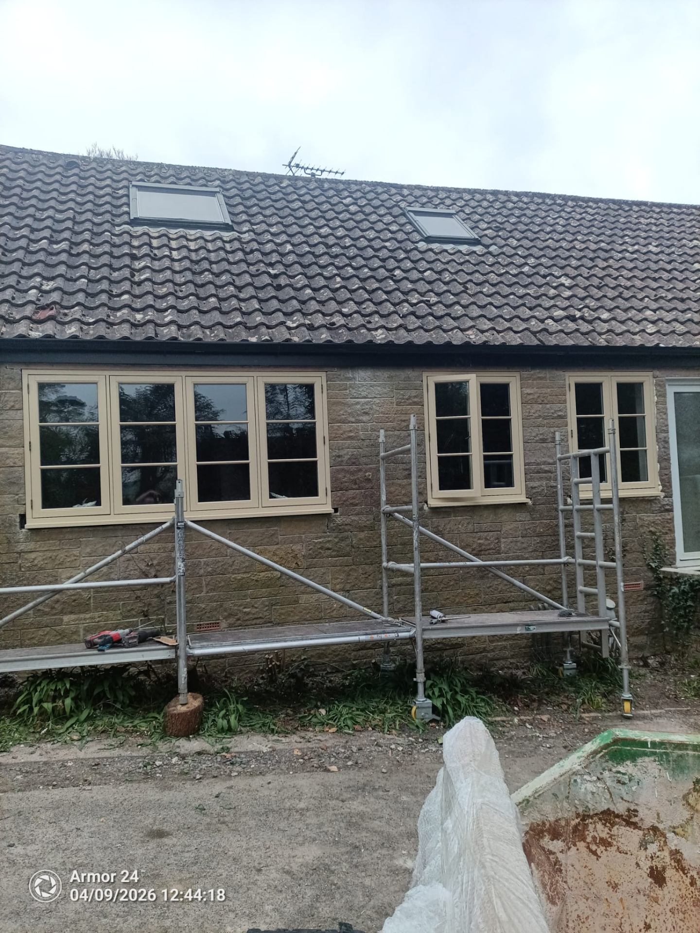 Cream Timber Casement Windows, Rural Dorset — Rural Dorset